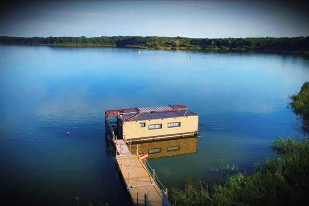 Vue directe sur le lac du der location